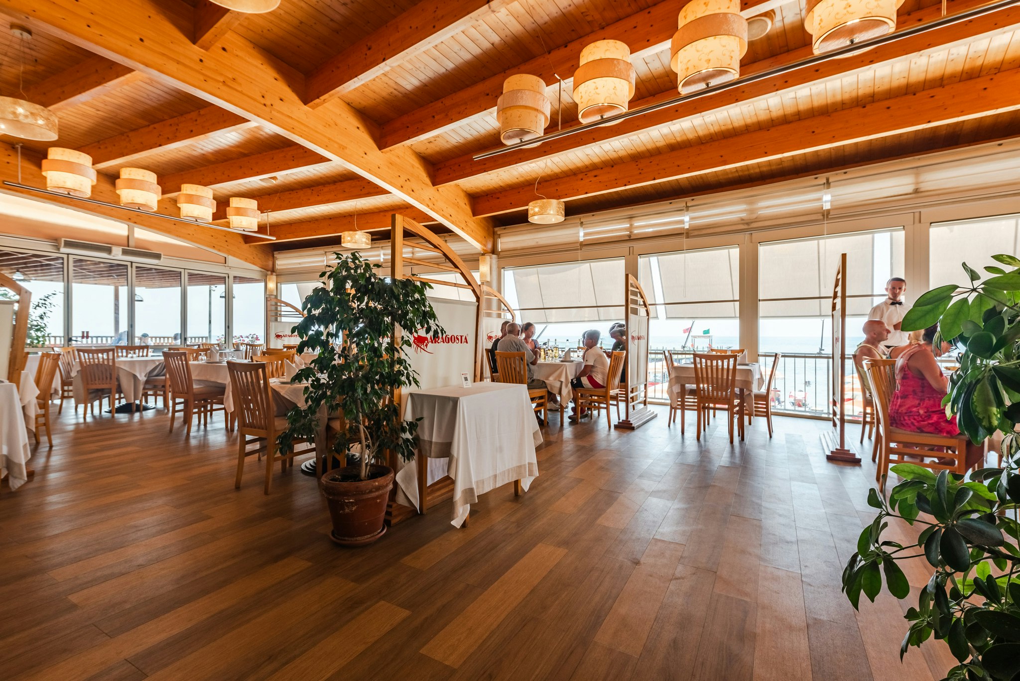 restaurant image